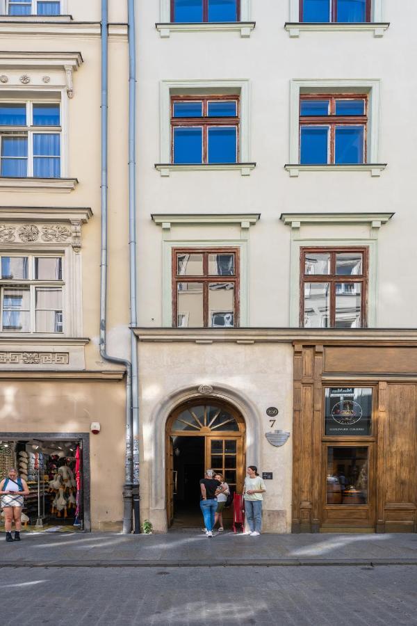 Apartmán Gallery 7 - 6 *
